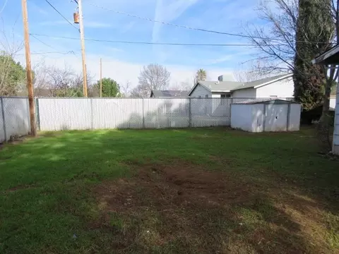 3982 Meteor St, Redding, CA 96002 photo 11