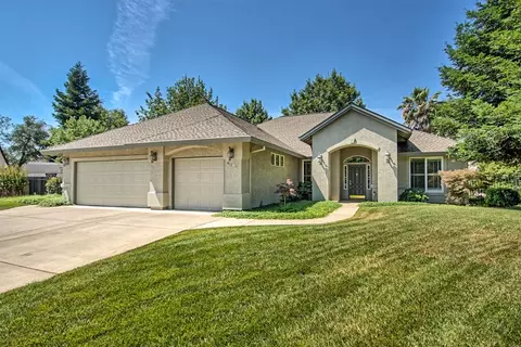 4844 Clark River Dr, Redding, CA 96002 photo 2