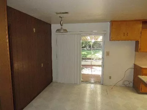 2325 Windy Way, Redding, CA 96002 photo 5