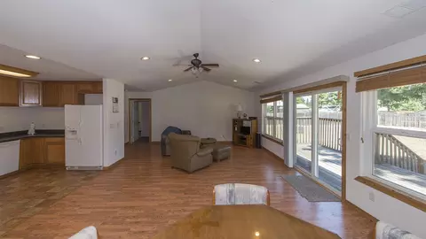 20125 Long Leaf Ln, Burney, CA 96013 photo 3