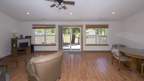 20125 Long Leaf Ln, Burney, CA 96013 photo 6