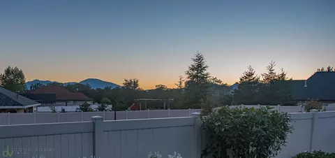 2150 Cadjew St, Redding, CA 96003 photo 26