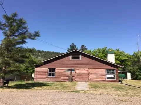 824 S Weed Blvd, Weed, CA 96094 photo 1