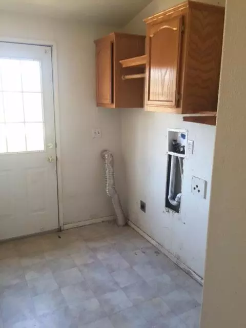 1030 Henry Moore Ln, Redding, CA 96003 photo 9