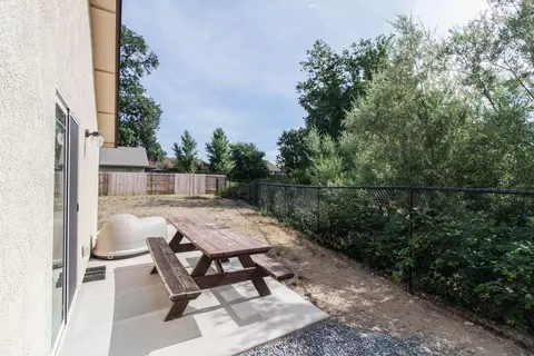 7237 Legacy Ct, Redding, CA 96001 photo 20