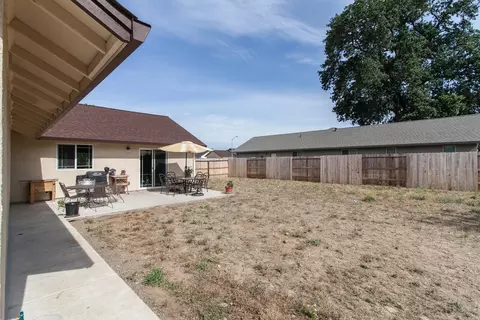 7237 Legacy Ct, Redding, CA 96001 photo 19