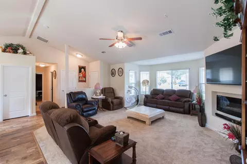 7237 Legacy Ct, Redding, CA 96001 photo 3