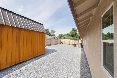 7237 Legacy Ct, Redding, CA 96001 photo 21