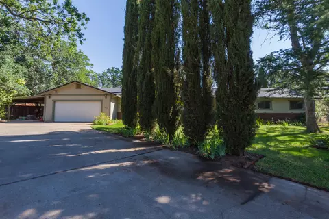 7480 Fiesta Way, Redding, CA 96002 photo 3