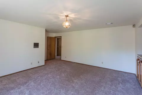 7480 Fiesta Way, Redding, CA 96002 photo 26