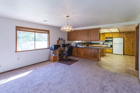 7480 Fiesta Way, Redding, CA 96002 photo 12