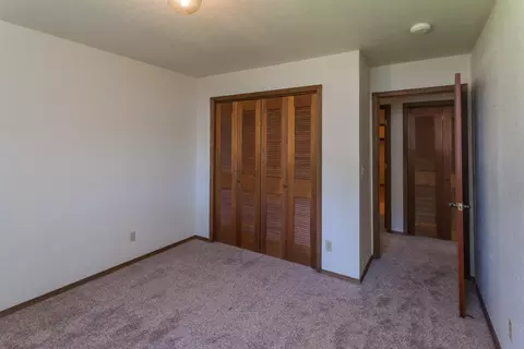 7480 Fiesta Way, Redding, CA 96002 photo 23