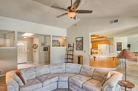 3065 Howard Dr, Redding, CA 96001 photo 5
