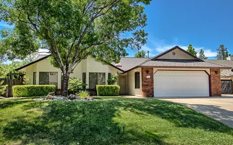 3065 Howard Dr, Redding, CA 96001 photo 2