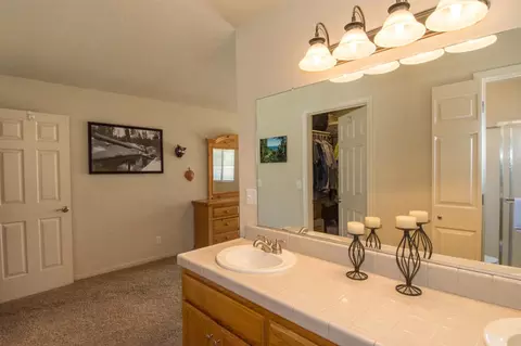 3065 Howard Dr, Redding, CA 96001 photo 18