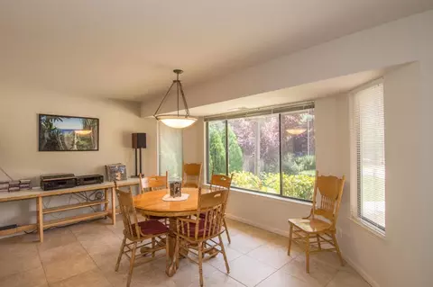 3065 Howard Dr, Redding, CA 96001 photo 12