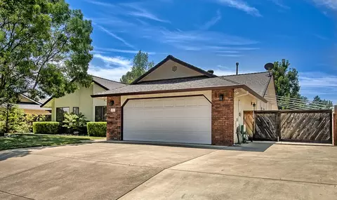 3065 Howard Dr, Redding, CA 96001 photo 3