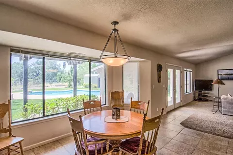 3065 Howard Dr, Redding, CA 96001 photo 13