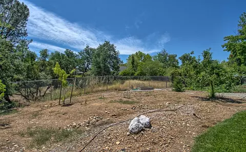 3065 Howard Dr, Redding, CA 96001 photo 32