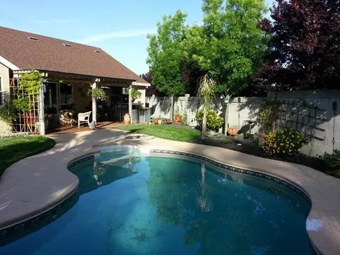 2335 Columbia Way, Redding, CA 96003 photo 13