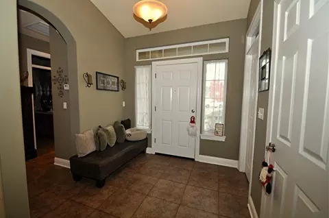 2335 Columbia Way, Redding, CA 96003 photo 6