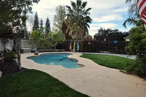 2335 Columbia Way, Redding, CA 96003 photo 9