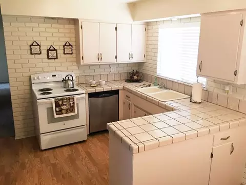 1649 Hartnell Ave, Redding, CA 96002 photo 10