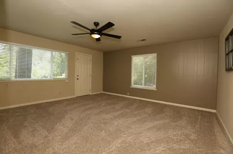 9887 Swasey Dr, Redding, CA 96001 photo 12