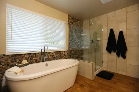 9887 Swasey Dr, Redding, CA 96001 photo 15