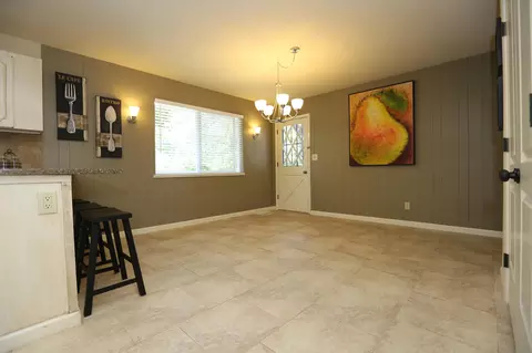 9887 Swasey Dr, Redding, CA 96001 photo 6