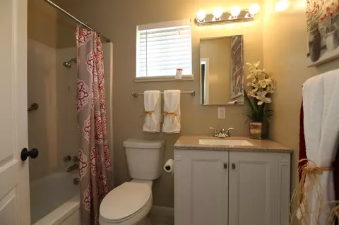 9887 Swasey Dr, Redding, CA 96001 photo 21