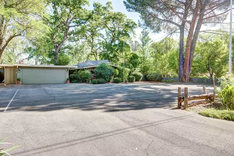 19036 River Crest Dr, Anderson, CA 96007 photo 2