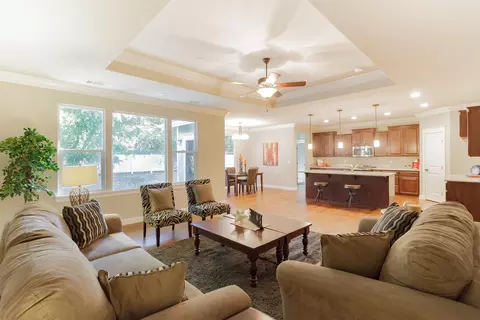 5543 Lexi Ln, Redding, CA 96001 photo 4