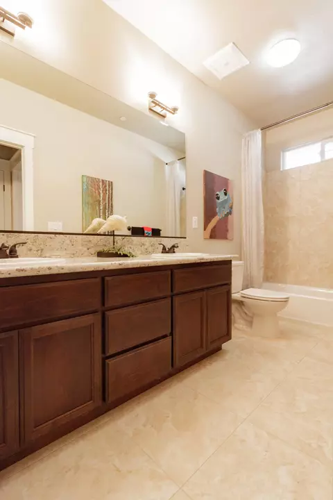 5543 Lexi Ln, Redding, CA 96001 photo 11