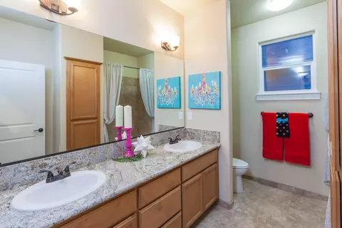 5557 Lexi Ln, Redding, CA 96001 photo 13