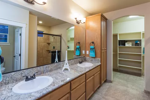 5557 Lexi Ln, Redding, CA 96001 photo 22