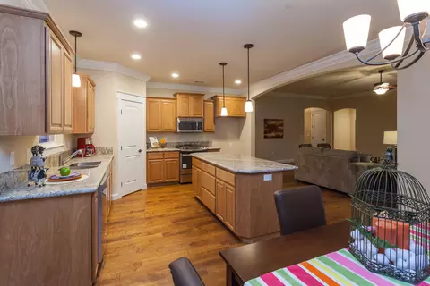 5557 Lexi Ln, Redding, CA 96001 photo 11