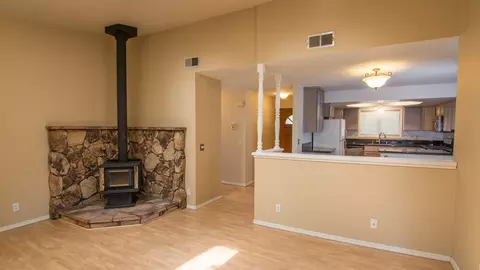 1907 Tiburon Dr, Redding, CA 96003 photo 6