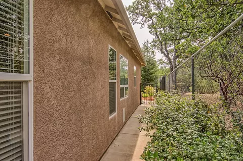 1492 Lakeside Dr, Redding, CA 96001 photo 34