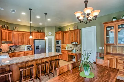 1492 Lakeside Dr, Redding, CA 96001 photo 9