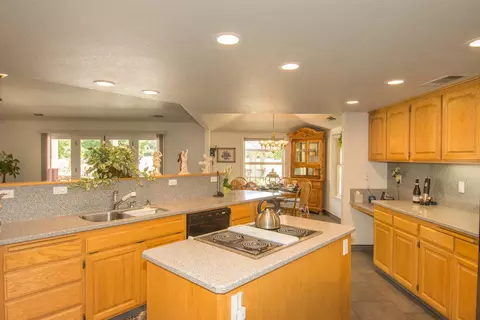 12669 Glide Way, Redding, CA 96003 photo 13