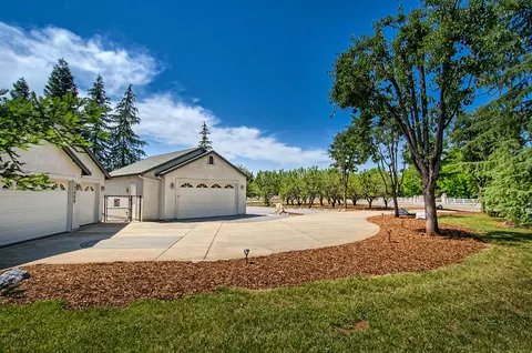 12669 Glide Way, Redding, CA 96003 photo 5