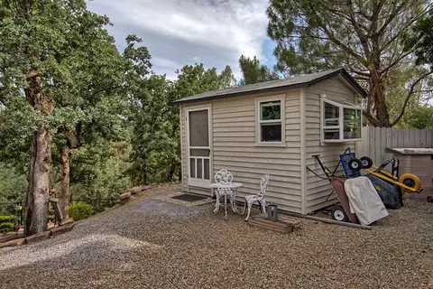 1811 Trailwood Ct, Redding, CA 96003 photo 37