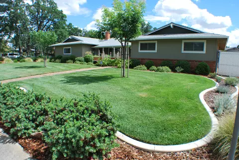 6803 Tucker Ln, Redding, CA 96002 photo 2