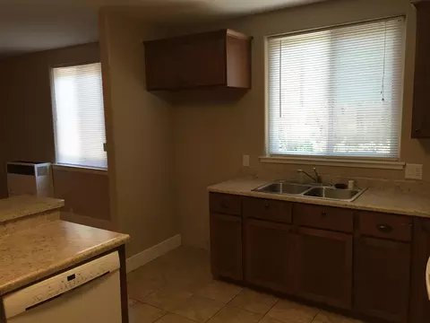 1650 Olive Ave, Redding, CA 96001 photo 5