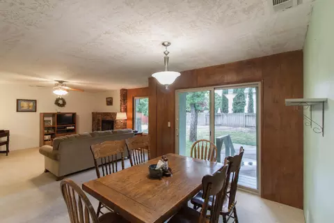 597 Terrace Dr, Redding, CA 96002 photo 6