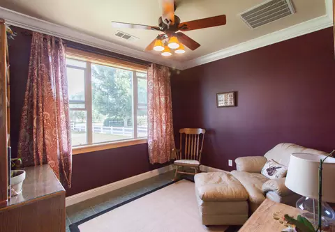 19865 Holstein Ln, Redding, CA 96002 photo 8