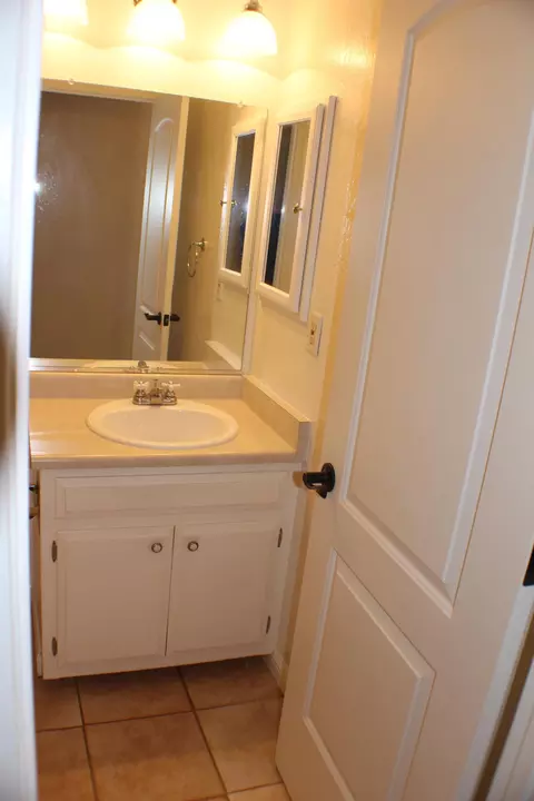 3666 Seneca Ct, Redding, CA 96001 photo 12