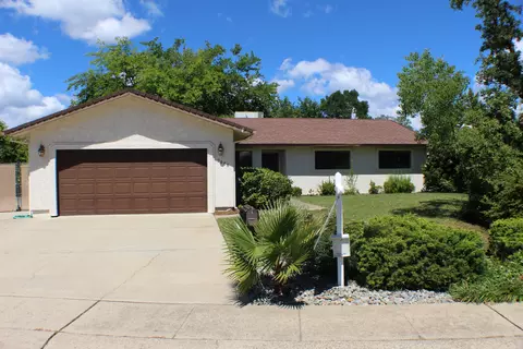 3666 Seneca Ct, Redding, CA 96001 photo 1