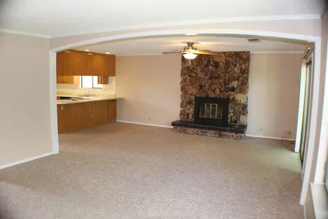 3666 Seneca Ct, Redding, CA 96001 photo 4